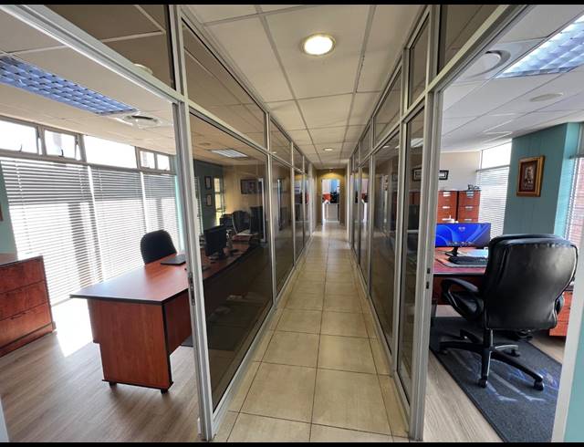 M² BUILDING FOR SALE IN BENDOR